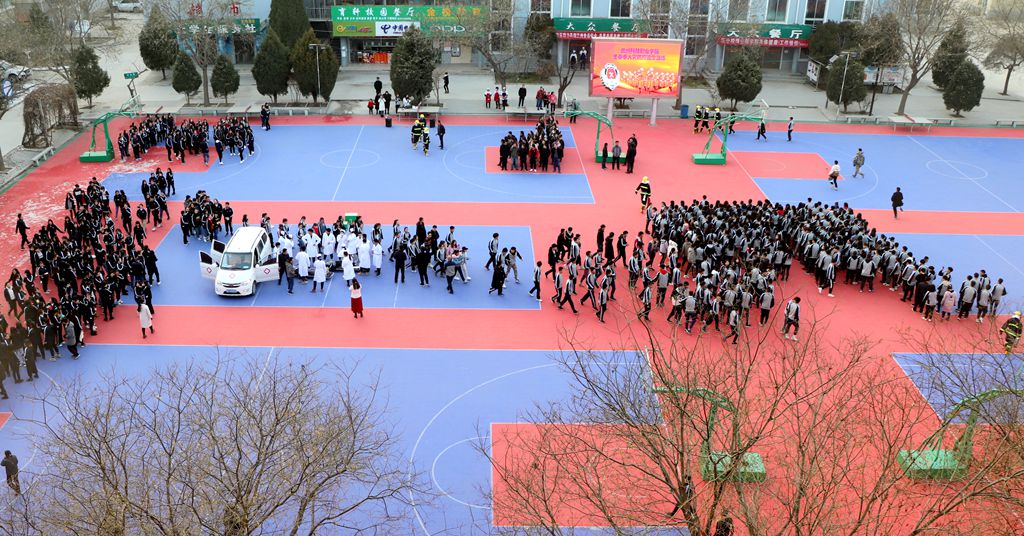我们举行消防应急疏散演练 提高火灾事故应急处置能力2.jpg