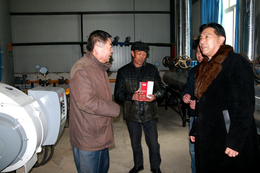 开云官方版网站登录入口领导慰问在岗教职工督查安全工作2.jpg