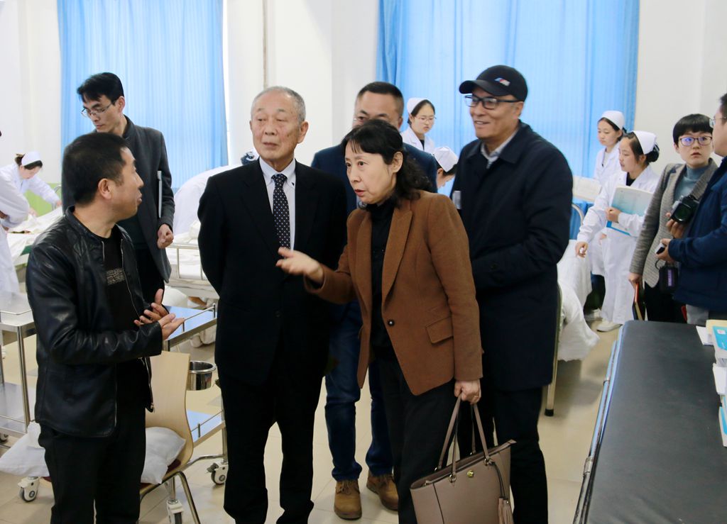日本近江会理事长一行来开云官方版网站登录入口考察交流3.jpg